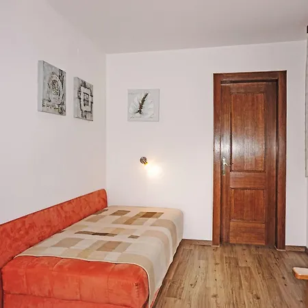 Apartment Friedl By Interhome